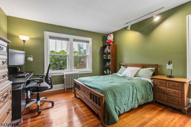 931 Pierpont St, Rahway City, NJ 07065