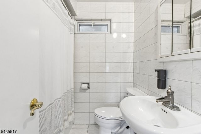 931 Pierpont St, Rahway City, NJ 07065