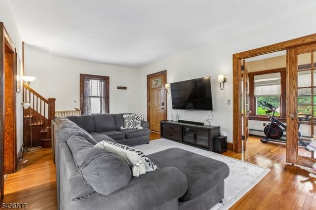 931 Pierpont St, Rahway City, NJ 07065