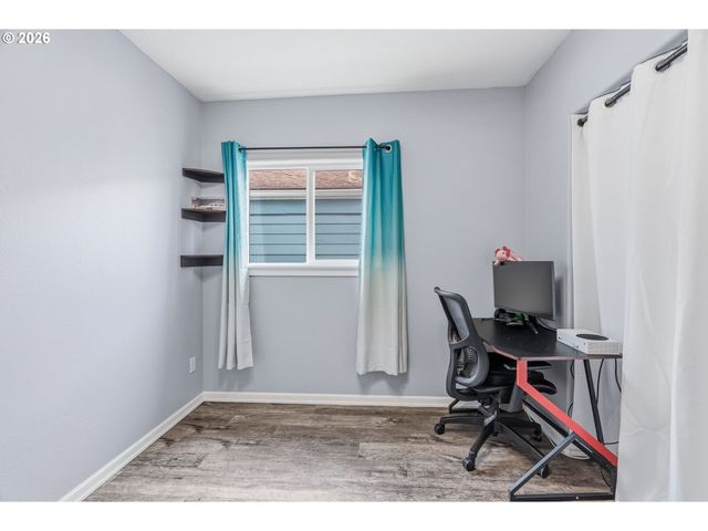 705 COWLITZ Way, Kelso, WA 98626