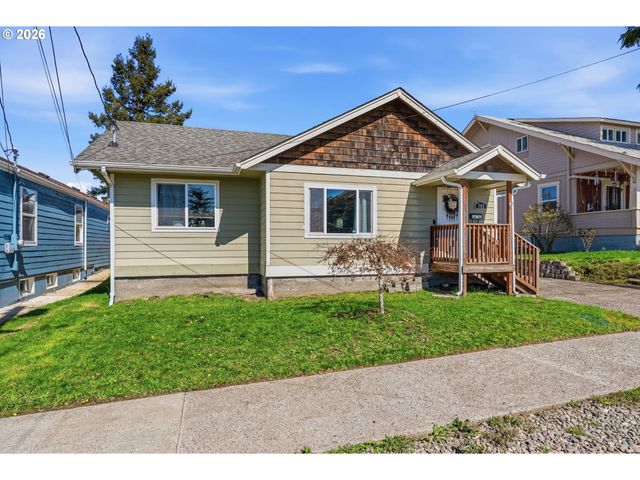 705 COWLITZ Way, Kelso, WA 98626