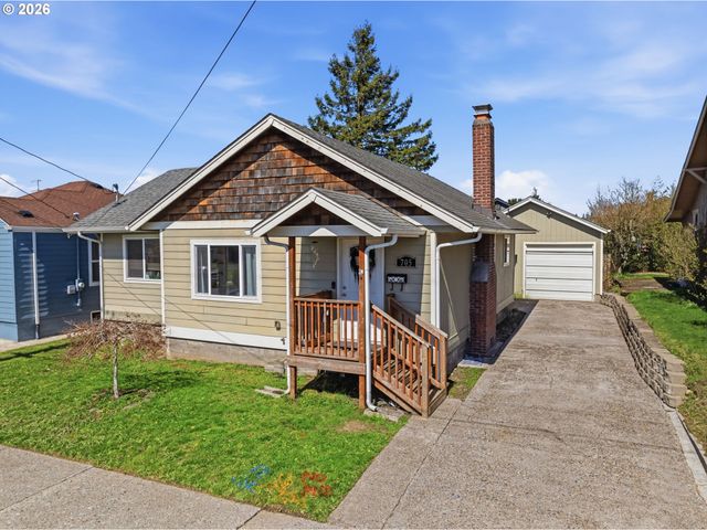 705 COWLITZ Way, Kelso, WA 98626