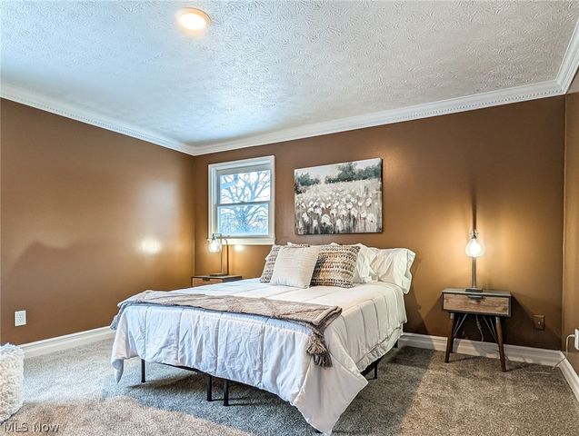 3713 Easton Road, Norton, OH 44203