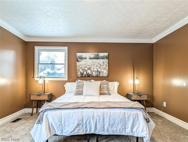 3713 Easton Road, Norton, OH 44203