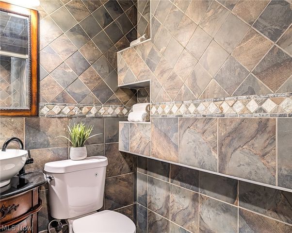 3713 Easton Road, Norton, OH 44203