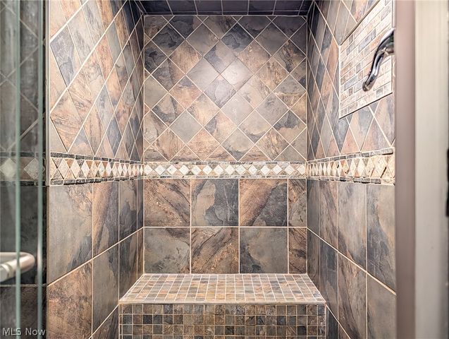 3713 Easton Road, Norton, OH 44203