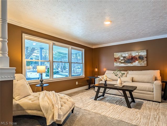 3713 Easton Road, Norton, OH 44203