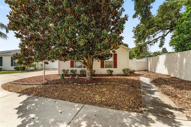 8450 SE 177TH ROLESON LANE, The Villages, FL 32162