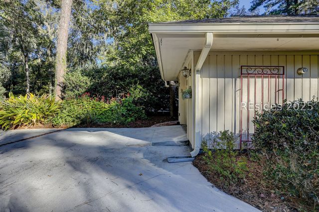 3 Reflection Cove Ct, Hilton Head Island, SC 29926