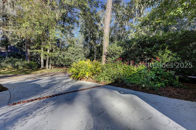 3 Reflection Cove Ct, Hilton Head Island, SC 29926