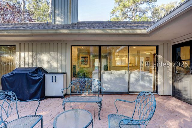 3 Reflection Cove Ct, Hilton Head Island, SC 29926