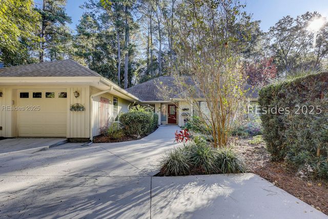 3 Reflection Cove Ct, Hilton Head Island, SC 29926