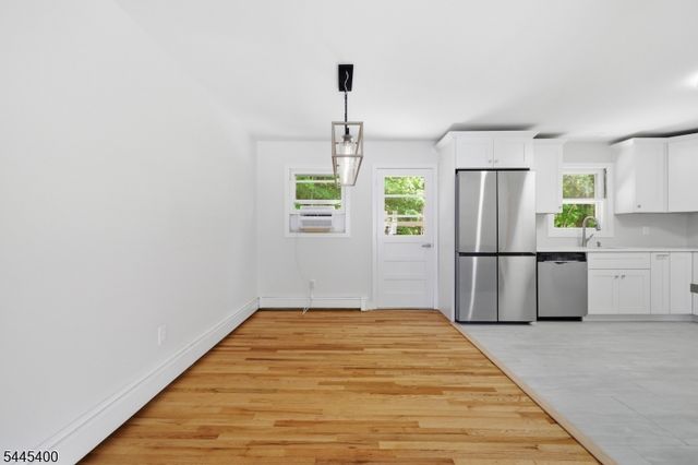 307 Nariticong Ave, Hopatcong Boro, NJ 07843