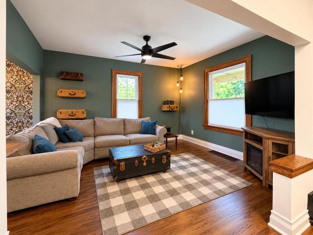 2819 S Clement AVENUE, Milwaukee, WI 53207