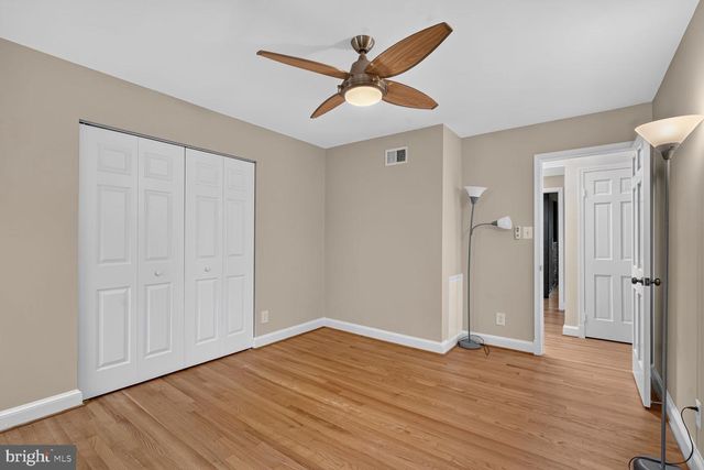 1303 N LYNNBROOK DR N, Arlington, VA 22201