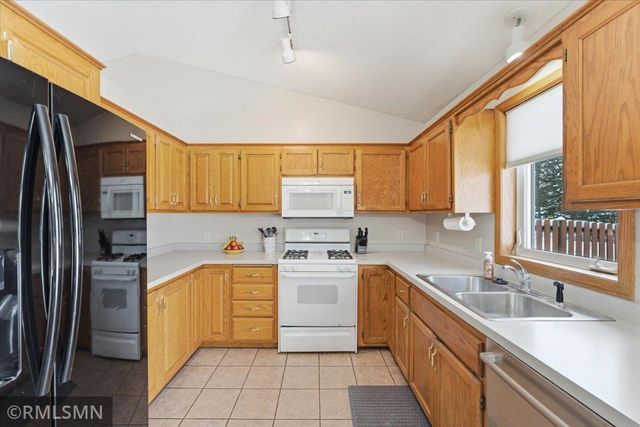 23152 Gladiola Street NW, Saint Francis, MN 55070