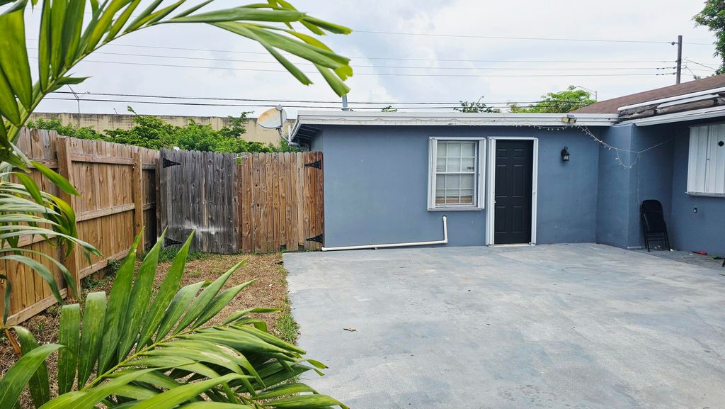 330 N Ware Drive, West Palm Beach, FL 33409