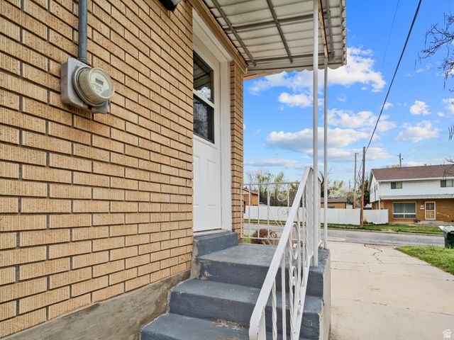 882 FRANKLIN ST, Ogden, UT 84403