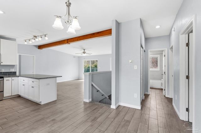 6473 Lakeshore Dr, Milton, FL 32570