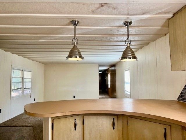 56 Contessa Ln, Springfield, MA 01119