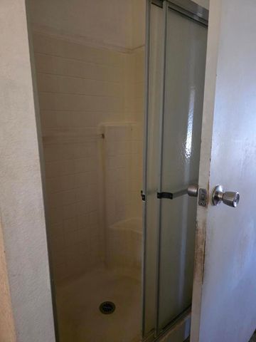 9572 Smith Road, Phelan, CA 92371