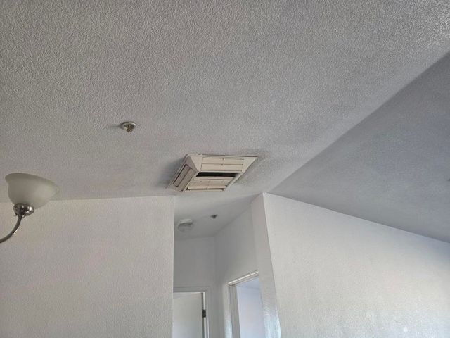 9572 Smith Road, Phelan, CA 92371