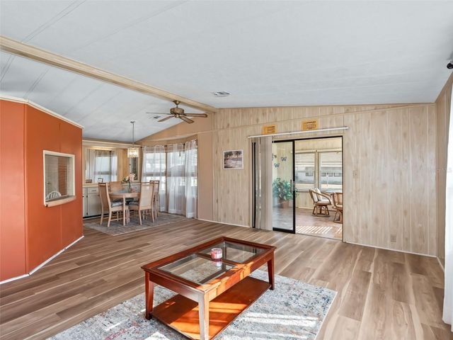 1102 DUSTIN DRIVE, The Villages, FL 32159