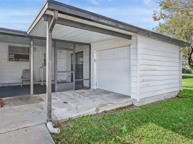 1102 DUSTIN DRIVE, The Villages, FL 32159