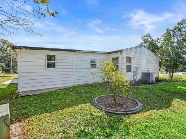 1102 DUSTIN DRIVE, The Villages, FL 32159