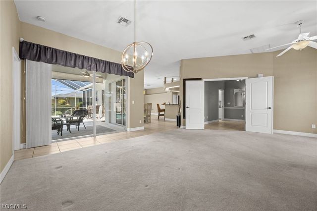 410 SE 20th CT, Cape Coral, FL 33990