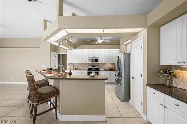 410 SE 20th CT, Cape Coral, FL 33990