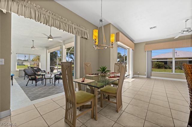 410 SE 20th CT, Cape Coral, FL 33990