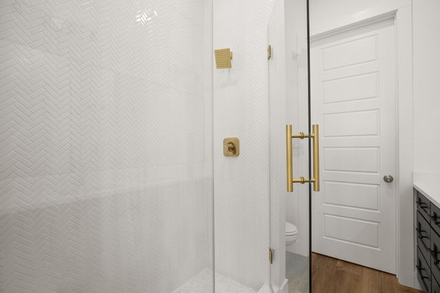 142 Desperado LOOP, Del Valle, TX 78617