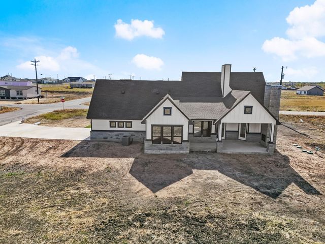 142 Desperado LOOP, Del Valle, TX 78617