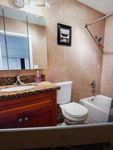 670 N Brittany N 670, Delray Beach, FL 33446