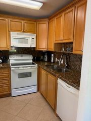 670 N Brittany N 670, Delray Beach, FL 33446