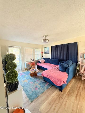 909a Greenfield Heights Boulevard, Havelock, NC 28532