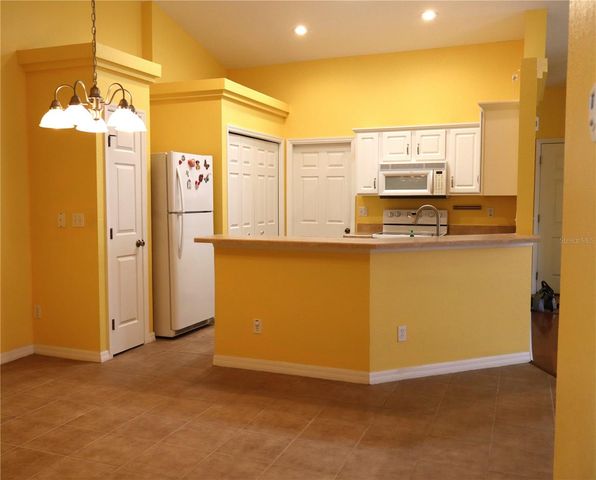2332 SE 18 CIRCLE, Ocala, FL 34471