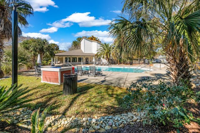 264 Alexandra Drive 15, Mount Pleasant, SC 29464