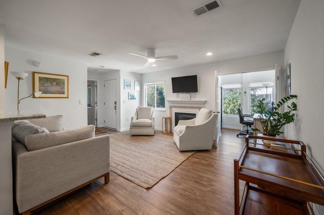 264 Alexandra Drive 15, Mount Pleasant, SC 29464