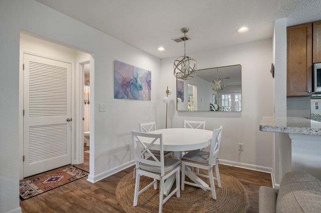 264 Alexandra Drive 15, Mount Pleasant, SC 29464