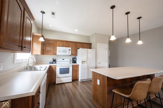 19366 Sandbar Drive, Noblesville, IN 46062