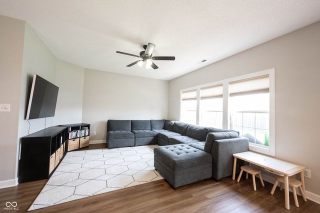 19366 Sandbar Drive, Noblesville, IN 46062