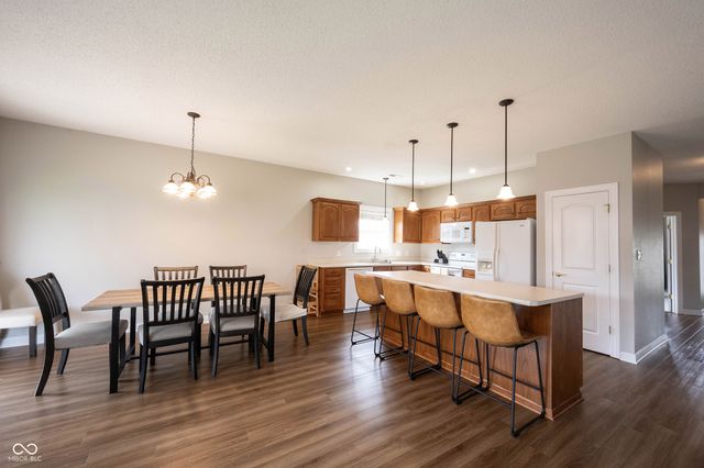 19366 Sandbar Drive, Noblesville, IN 46062