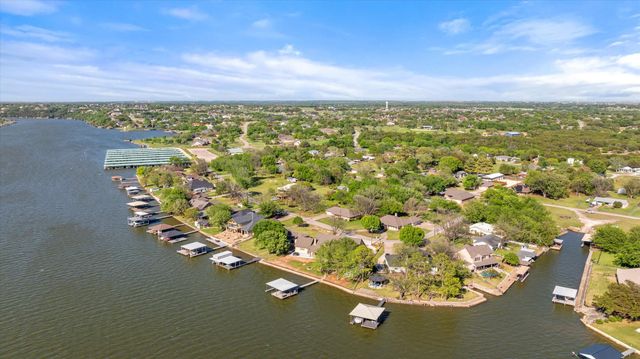 904 Janis Street, Granbury, TX 76049