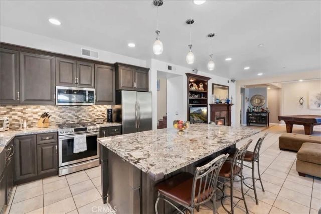 15590 Eastwind, Fontana, CA 92336