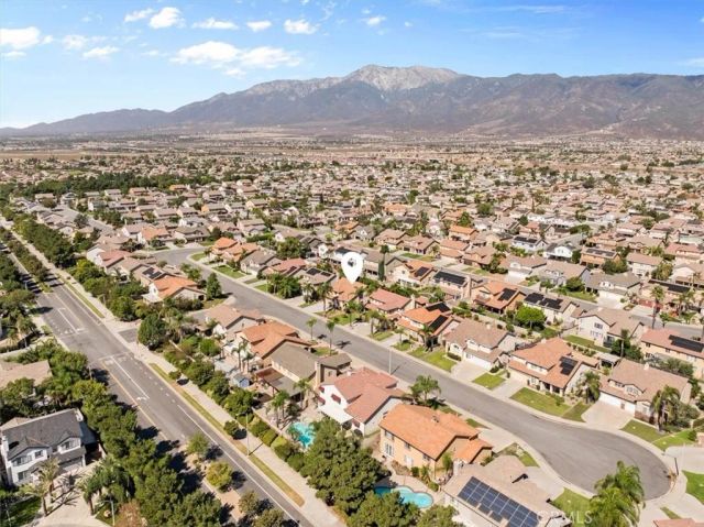 15590 Eastwind, Fontana, CA 92336