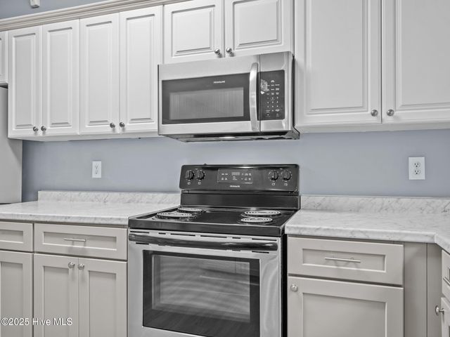 115 Craig Drive, Hubert, NC 28539