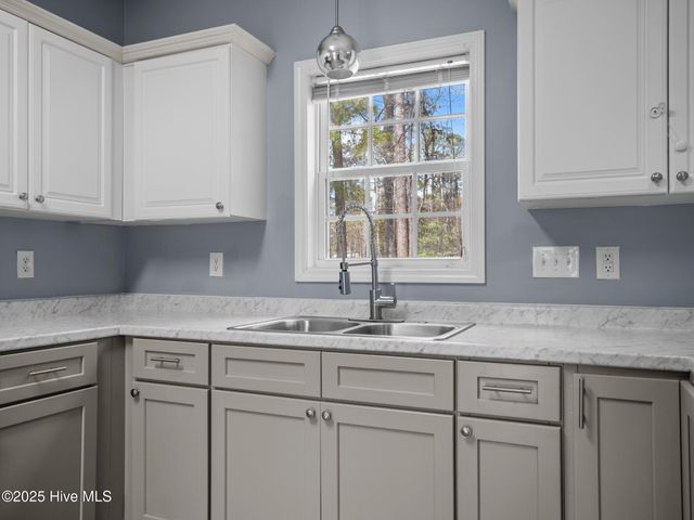 115 Craig Drive, Hubert, NC 28539