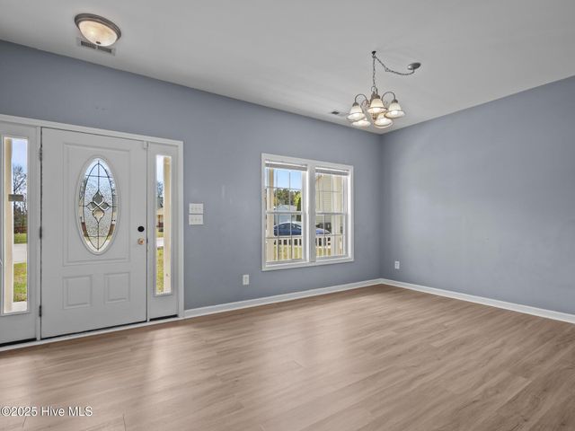 115 Craig Drive, Hubert, NC 28539